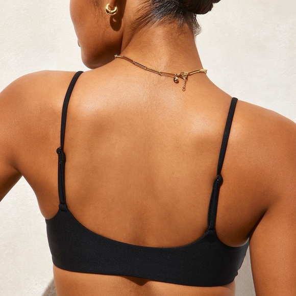 NWT!! J. CREW Lana Bikini Top Classic Sculpt Solid Black V Neckline Swim Small - Picture 7 of 15